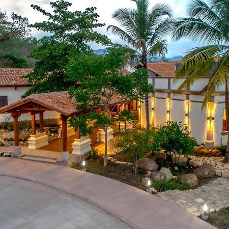 Hotel Marina Copán エクステリア 写真