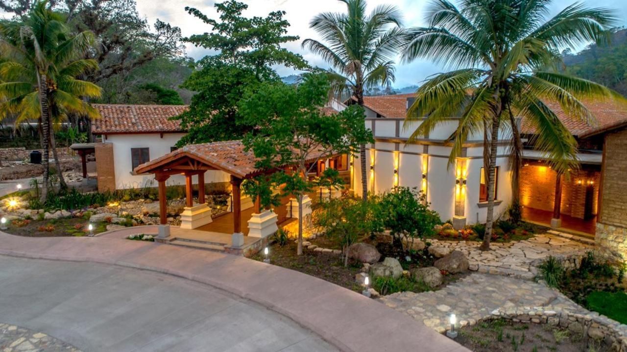 Hotel Marina Copán エクステリア 写真